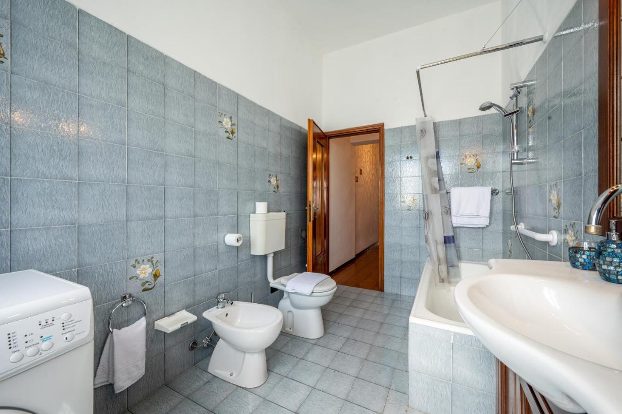 Lake View Apartment With Balcony And Parking - Larihome A25 Gera Lario Kültér fotó